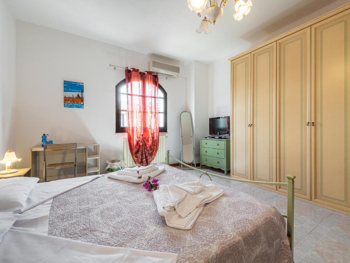 Bed and Breakfast Il Giardino Dell'Arte Capoterra Exterior foto