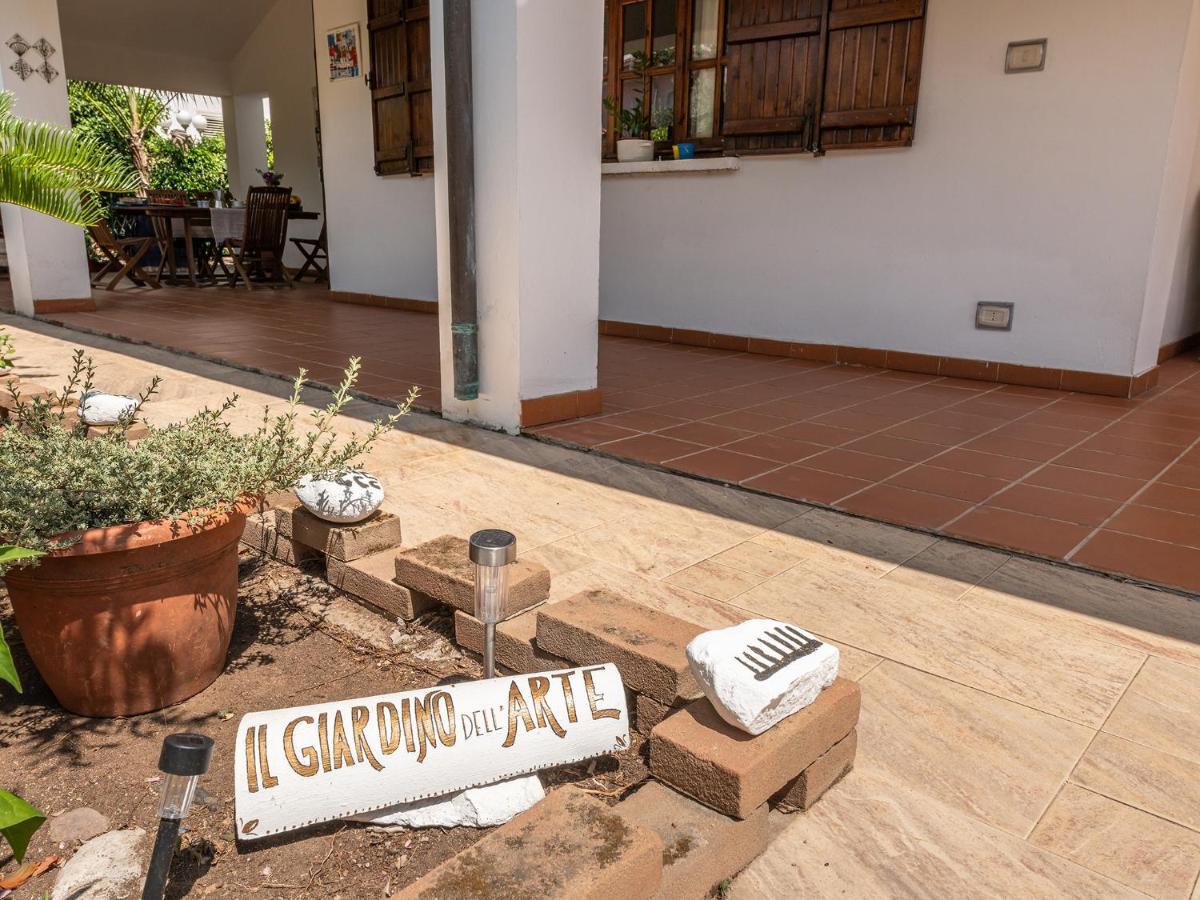 Bed and Breakfast Il Giardino Dell'Arte Capoterra Exterior foto